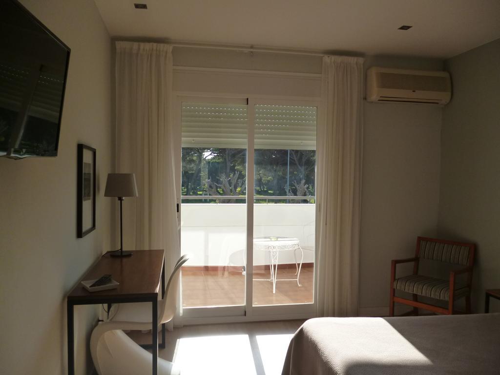 Hostal Las Cumbres Конил-де-ла-Фронтера Екстериор снимка