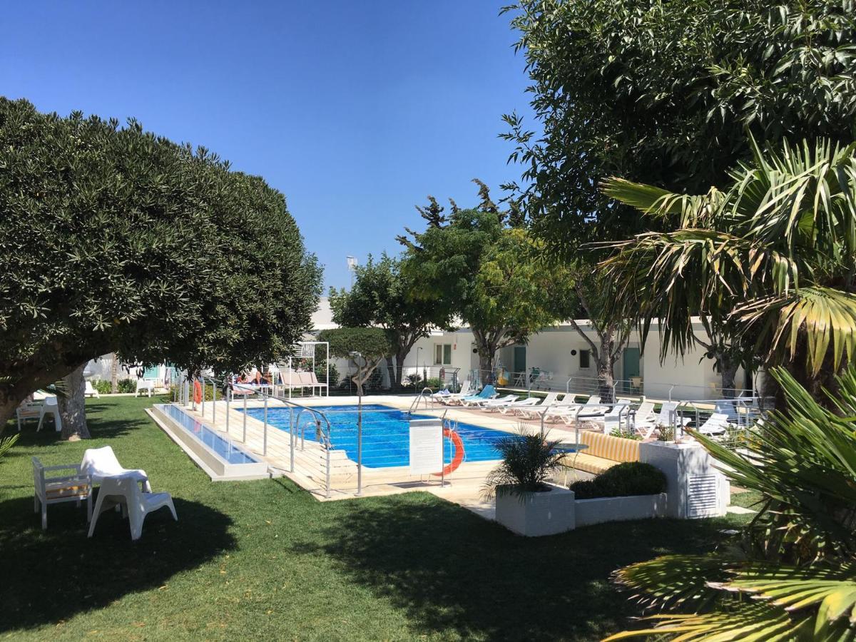 Hostal Las Cumbres Конил-де-ла-Фронтера Екстериор снимка